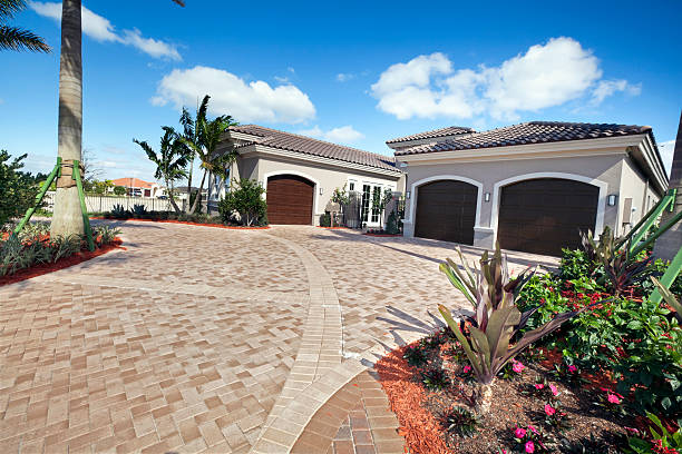 Best Driveway Paving Contractor  in Escatawpa, MS